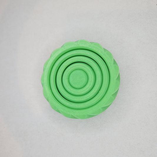Gyroid Spinner
