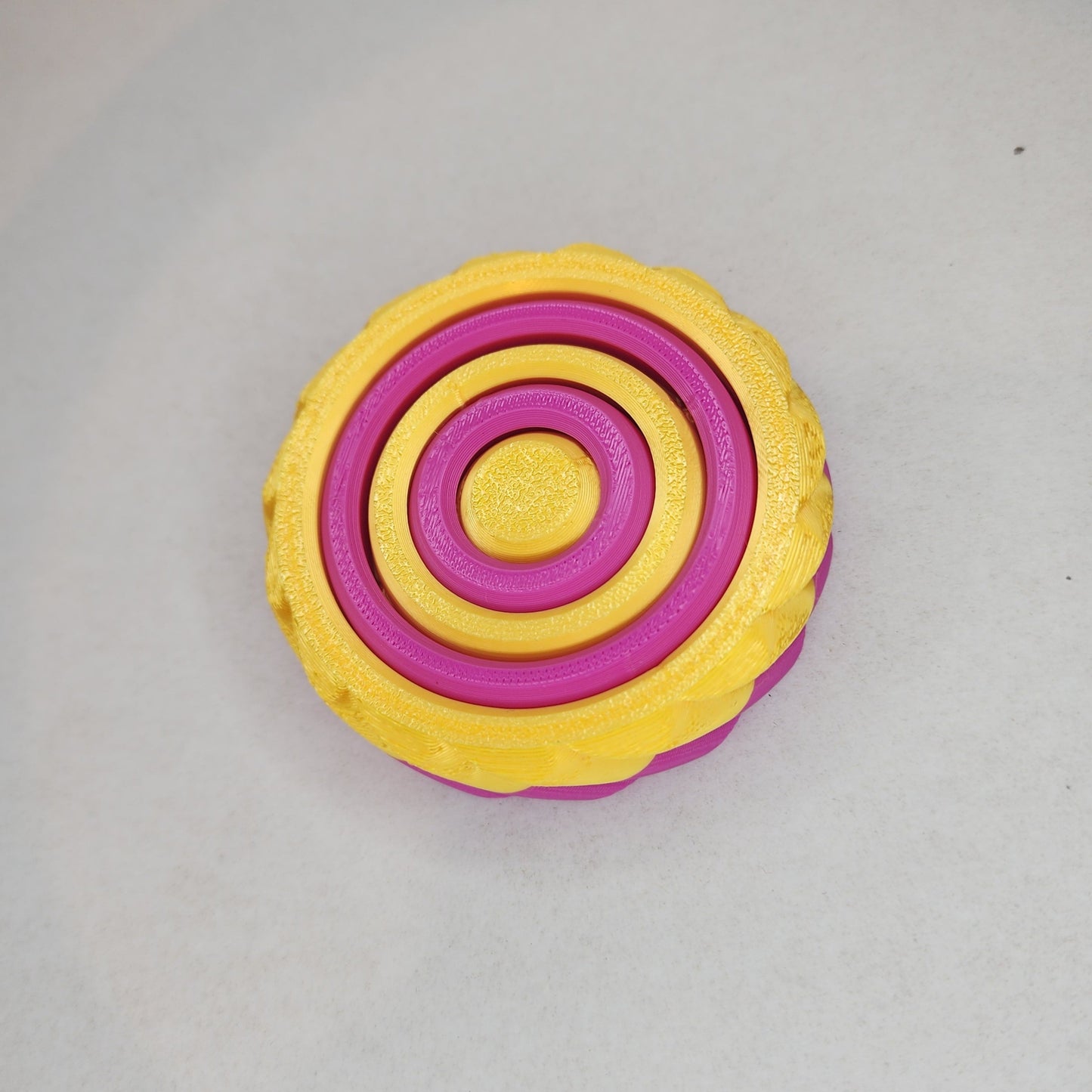 Gyroid Spinner