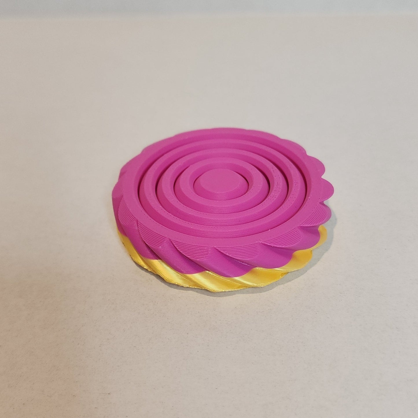 Gyroid Spinner