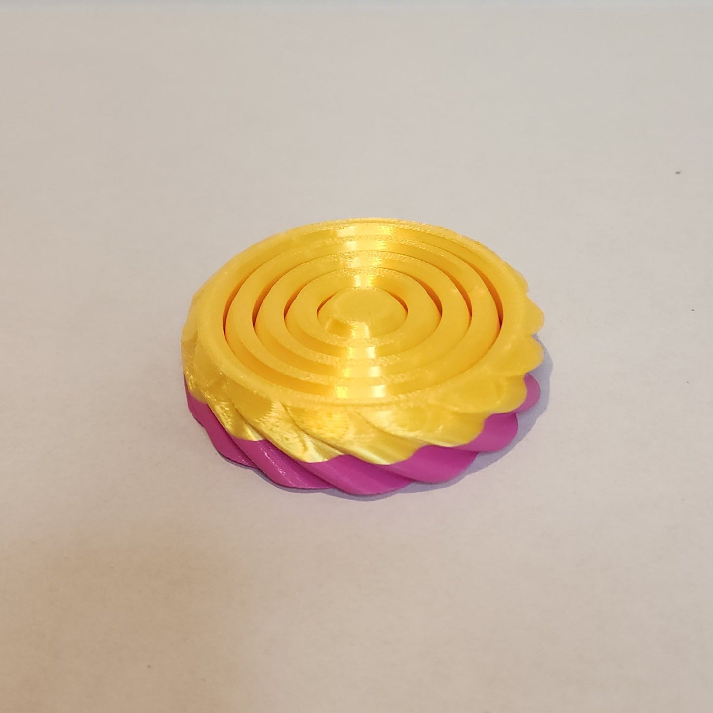 Gyroid Spinner