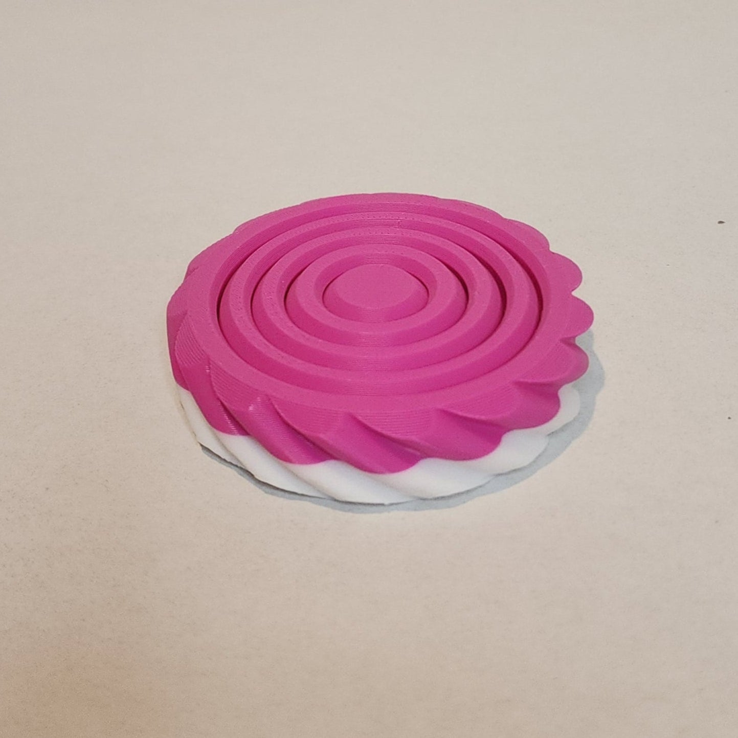 Gyroid Spinner