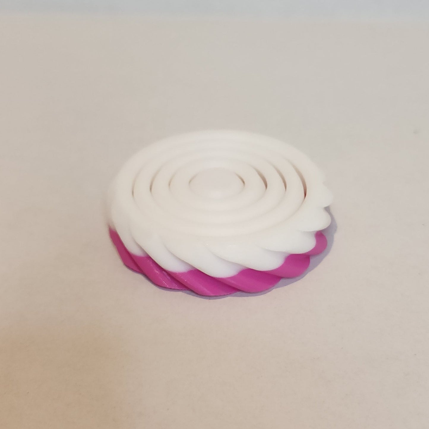 Gyroid Spinner