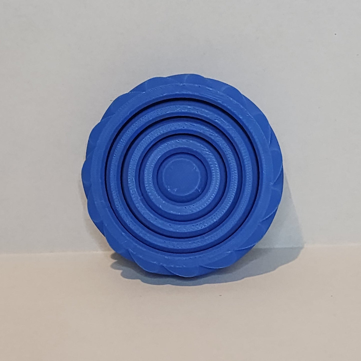 Gyroid Spinner