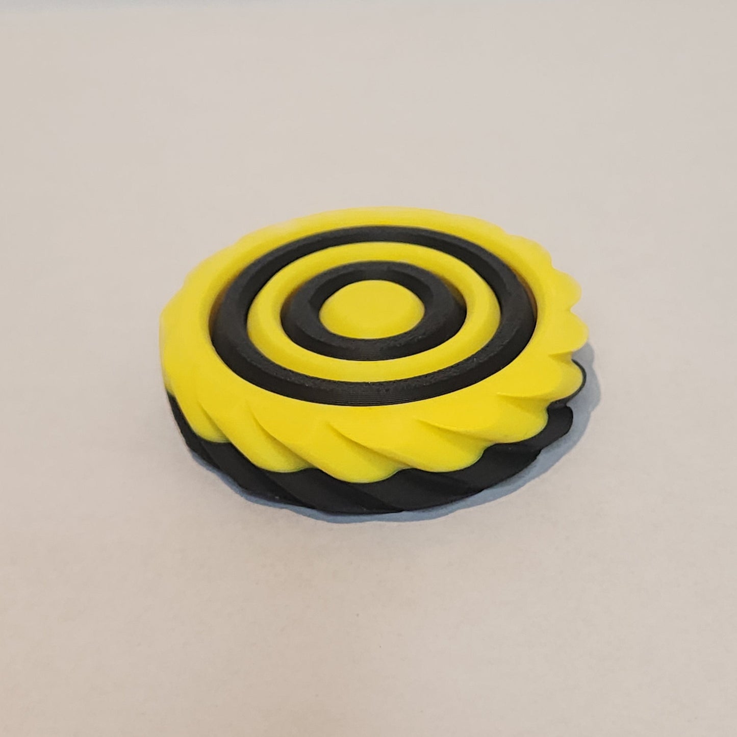 Gyroid Spinner