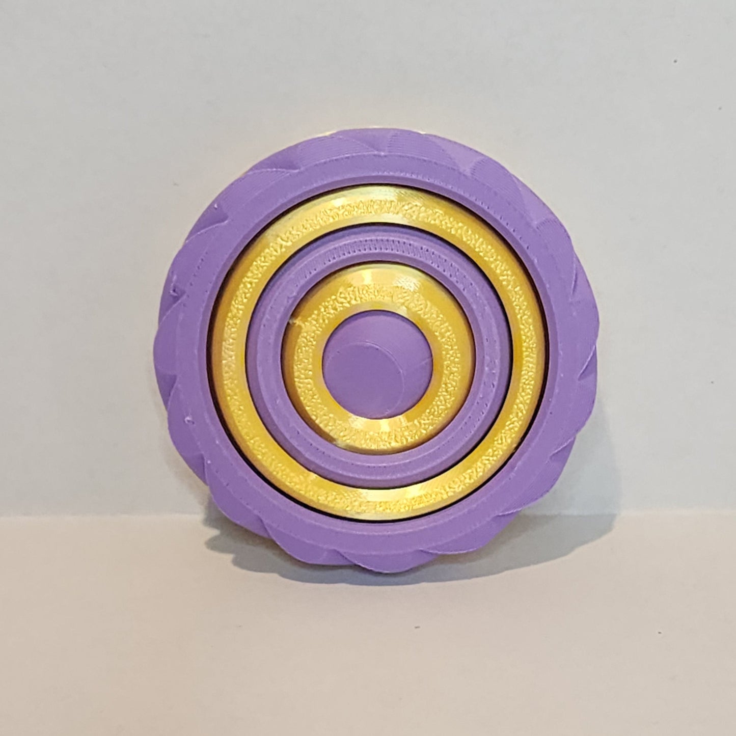 Gyroid Spinner